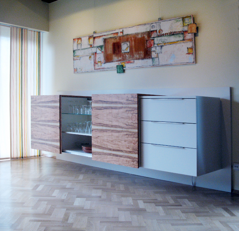 sideboard